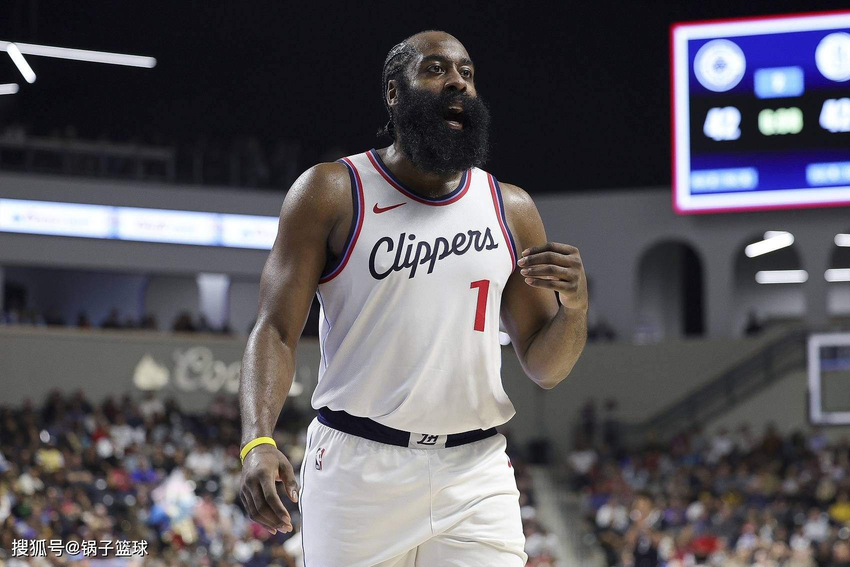 开云体育运营团队-包含布鲁克林篮网今晚完成体检,志在NBA季后赛名次提升,压力陡增,身体对抗强度拉满的词条