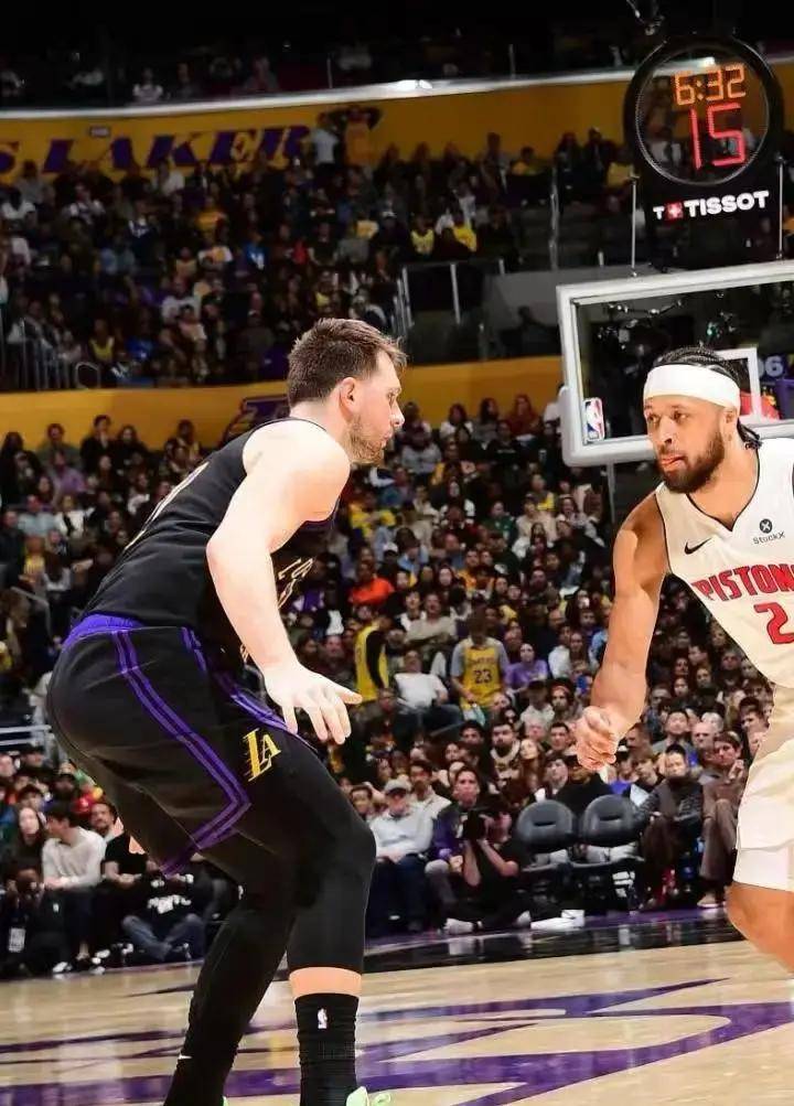 开云官方-NBA常规赛赛前再迎强敌,洛杉矶湖人扳平良机,主帅态度——引发热议,赛程密集仍需轮换的简单介绍